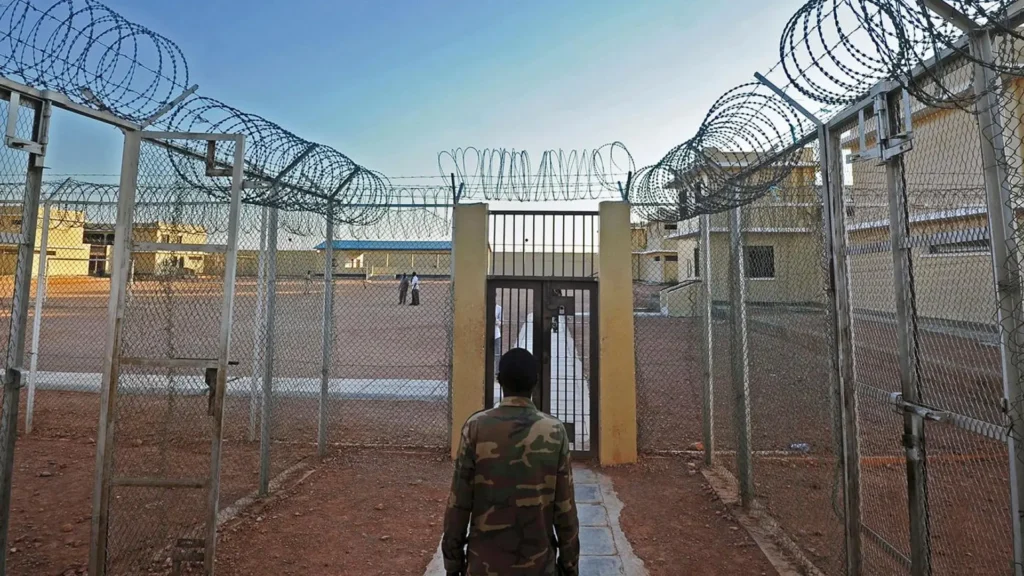 Garowe Prison Detains 6 Innocent Moroccans - What is the Story?