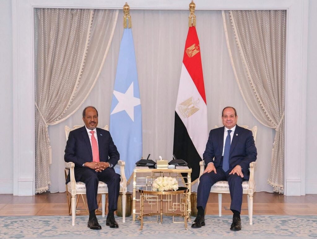 Somali President and Egyptian President held a closed-door bilateral session followed by expanded talks between their delegations.