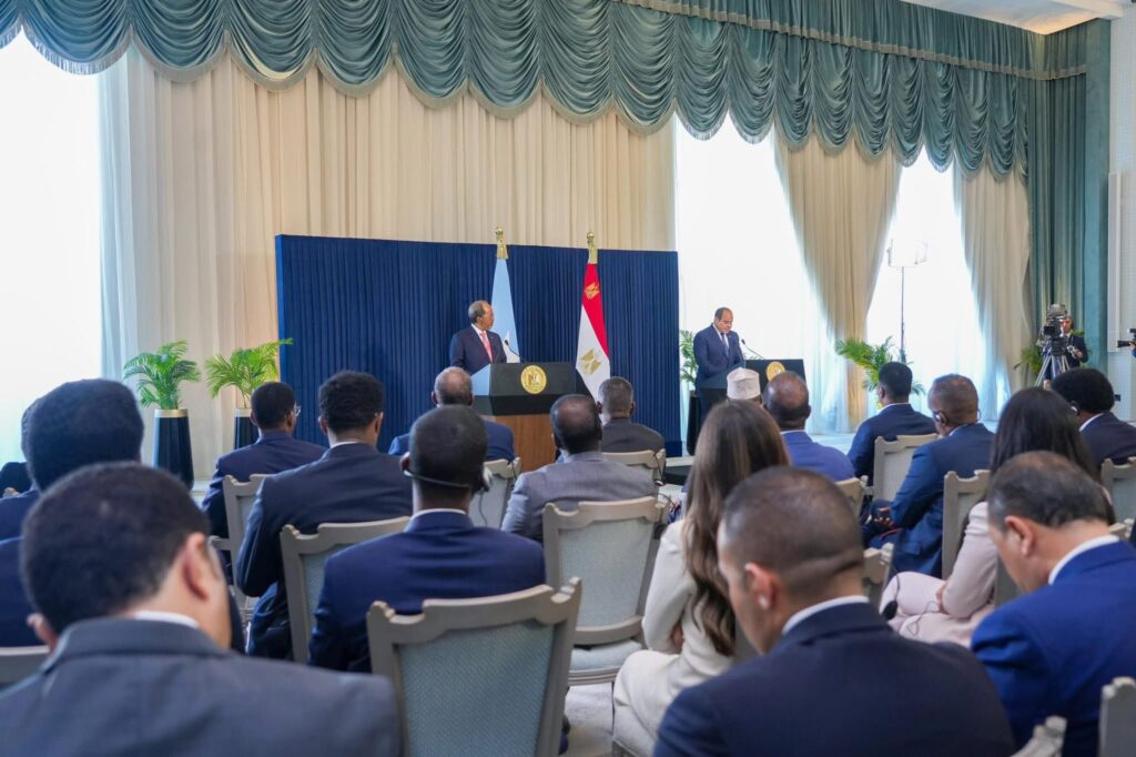 According to Egyptian presidential spokesperson Mohamed El-Shennawy, the discussions focused on enhancing bilateral relations and addressing regional and continental developments.