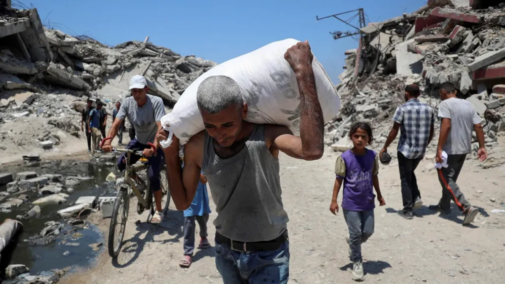 Limited Humanitarian Aid in Gaza and Trump Describes the Situation as “Real Starvation”