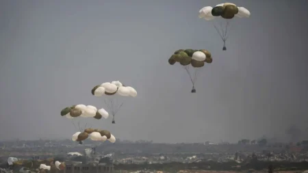 In Photos: The 80th Successful UAE Humanitarian Airdrop on Gaza