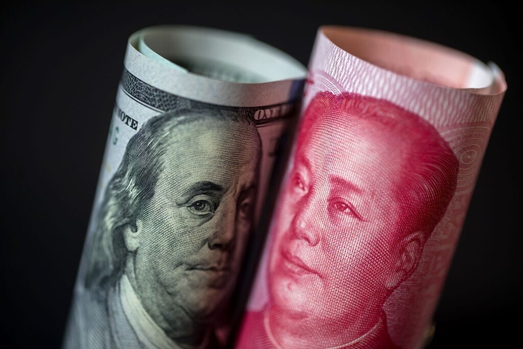 Why is the US Dollar Leading Globally and What Are the Threats on Its Dominance