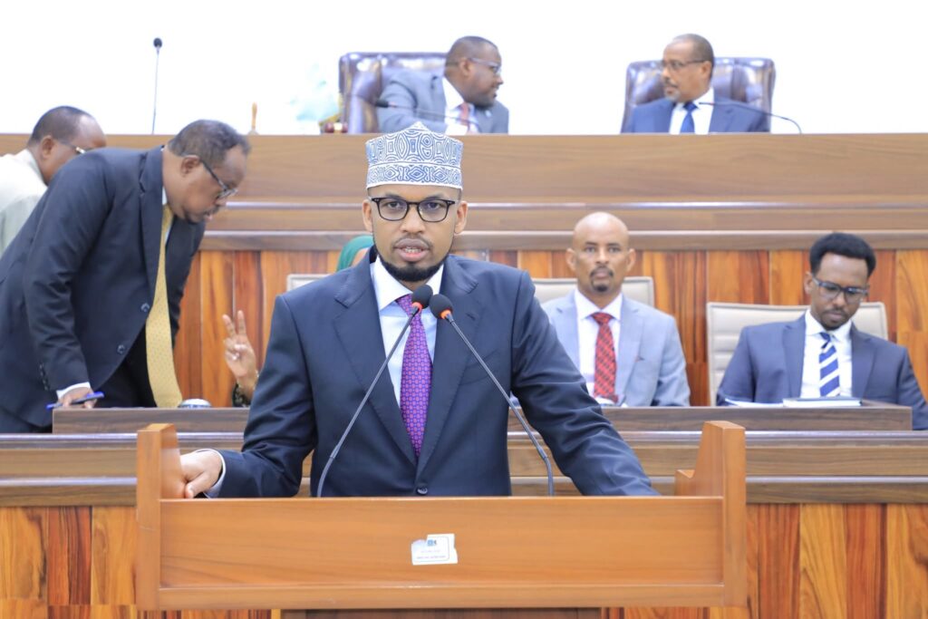 War-bixinta miisaaniyadda qaranka