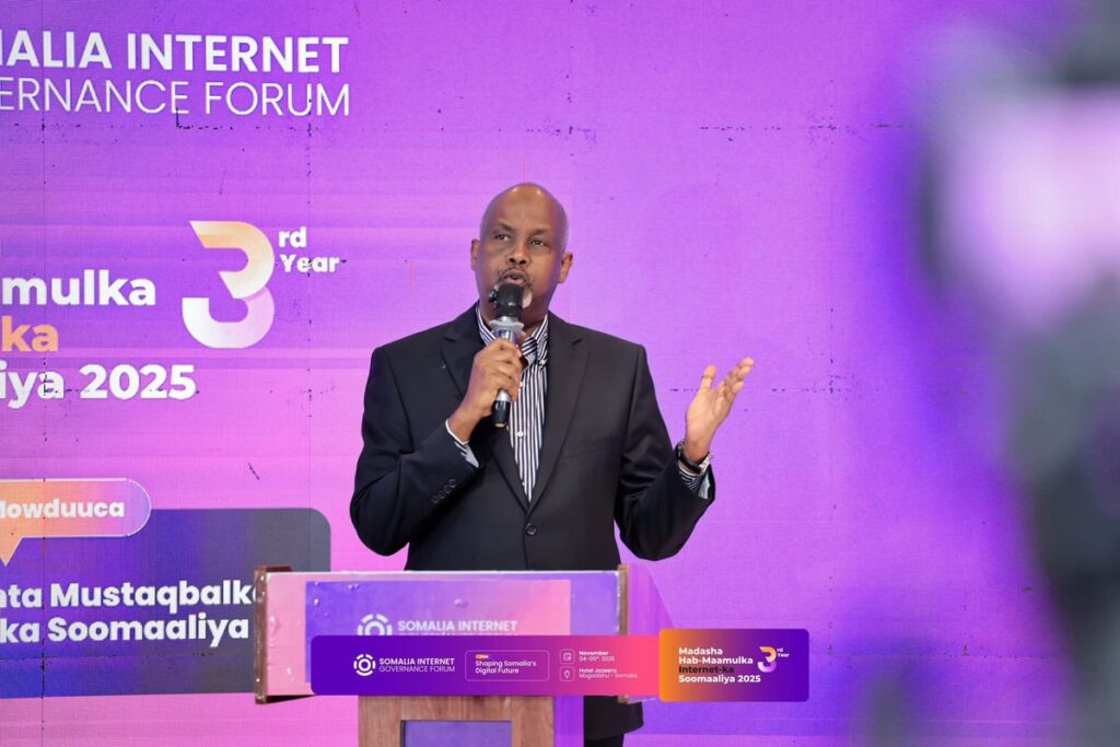 MAAMULISTA INTARNETKA SOOMAALIYA