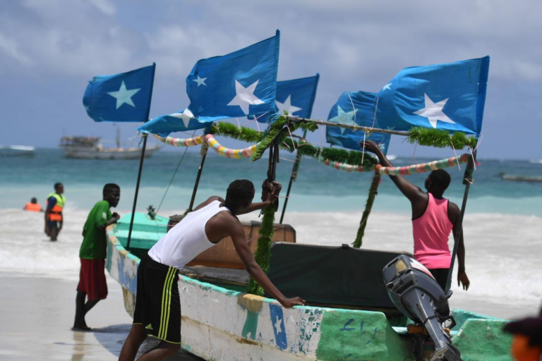 Somali Social Bond: How does it stay strong despite distance and urban change? Somali Social Bond: How does it stay strong despite distance and urban change?