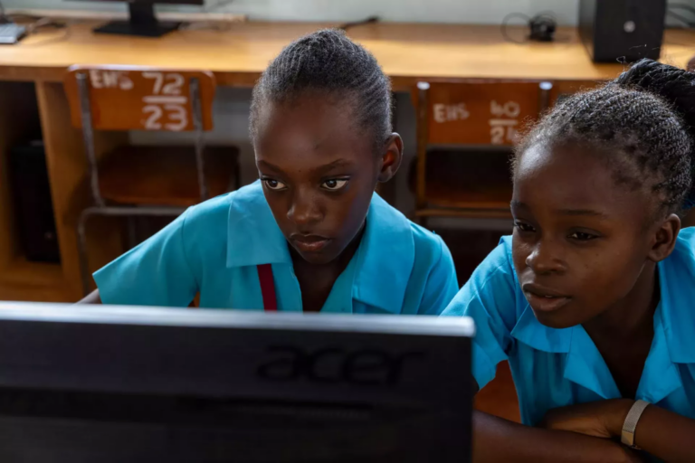 Digital learning tools: helping Somali students study more Digital learning tools: helping Somali students study more