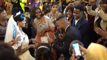 How Do Somali Wedding Traditions Bring Families Together?