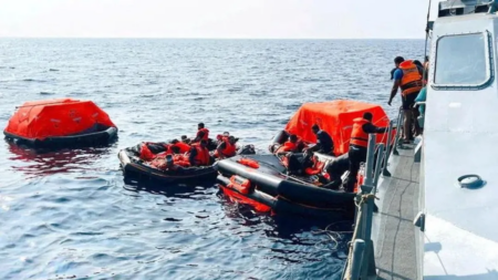 Stranded Sailors Crisis Deepens as Gulf Evacuation Risks Rise