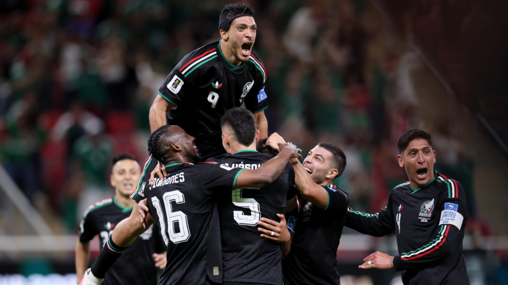 Who will play in the world cup round of 32 first match?