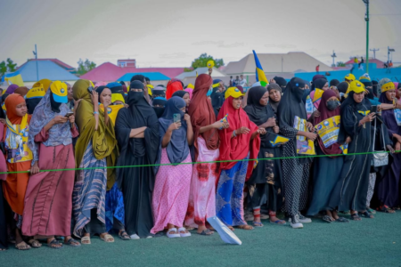 Why did local leaders stop aid groups in Puntland? Why did local leaders stop aid groups in Puntland?