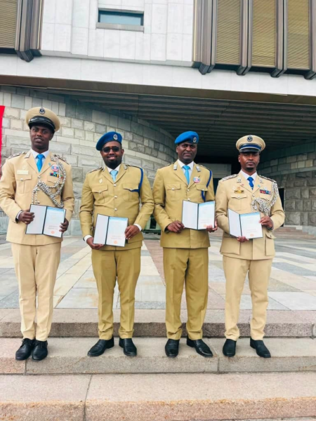 Somali officer graduation: Russia-trained police mark milestone